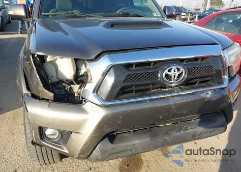 2015 Toyota Tacoma Double Cab Prerunner z USA, uszkodzony, nr VIN 3TMJU4GN4FM184088